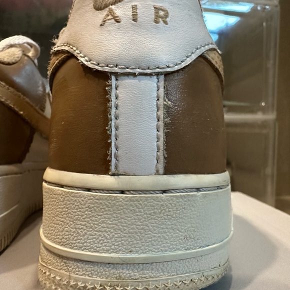 Air Force 1 - Picture 5 of 16